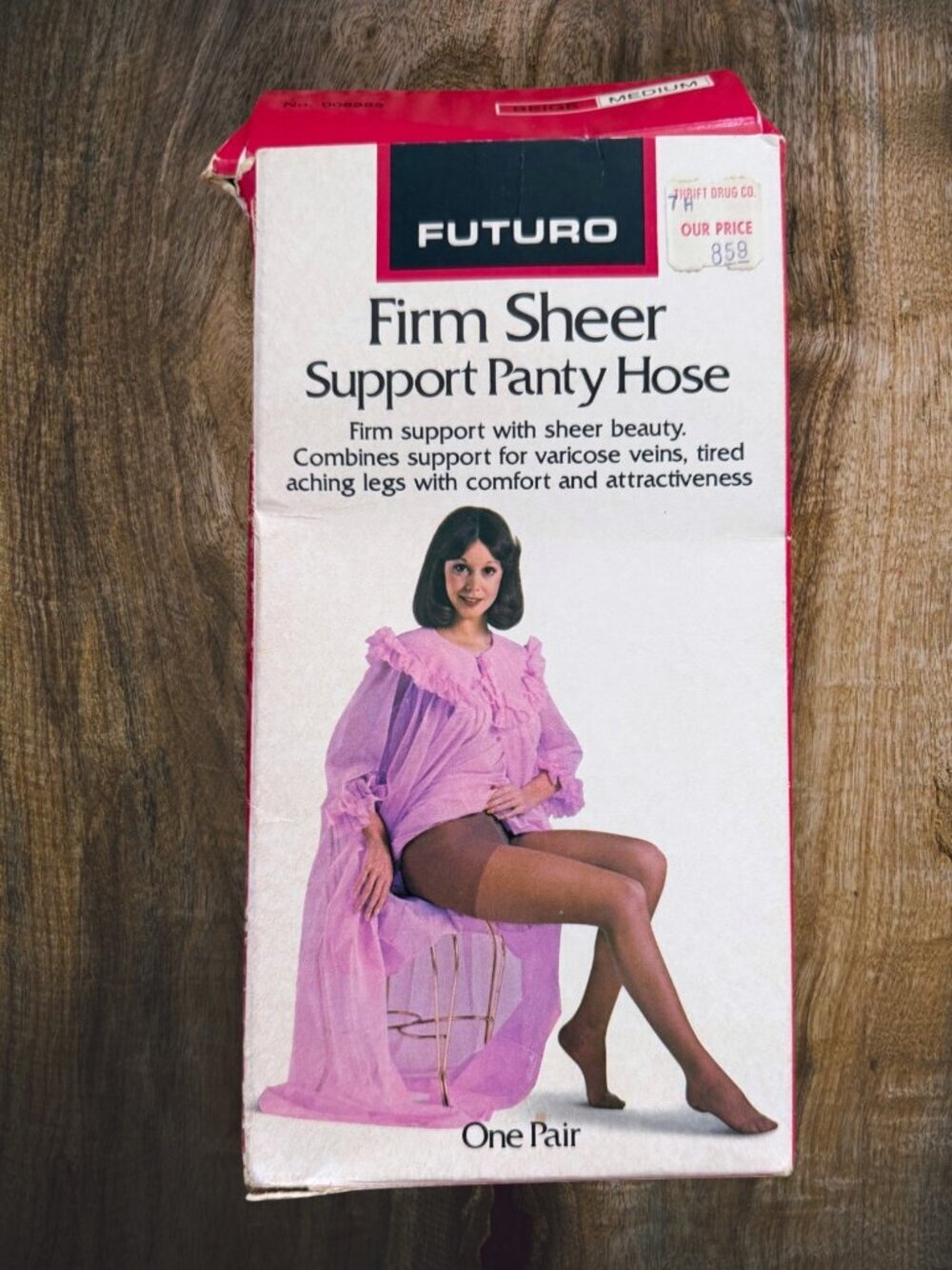Vintage FUTURO Firm Sheer Support Pantyhose Beige Medium NOS 1976 Made in USA